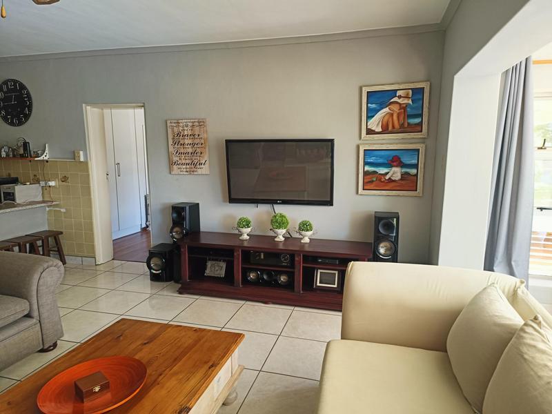 5 Bedroom Property for Sale in Fisherhaven Western Cape